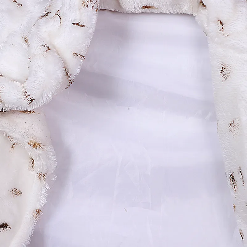 Yellowstone Beth Dutton Leopard Faux Fur White Coat - Image 4